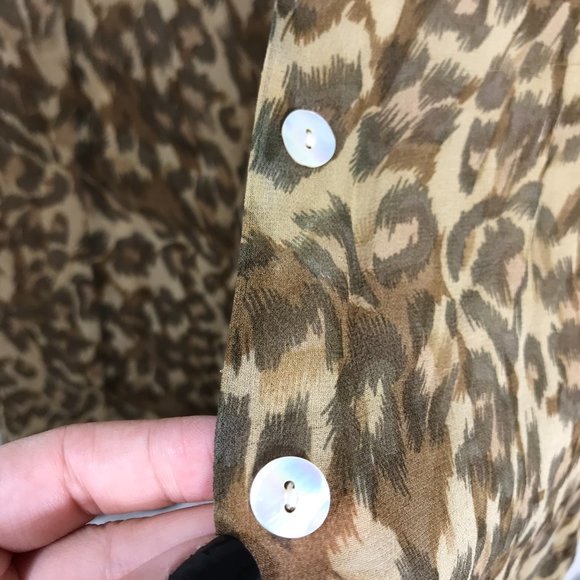 Silk Icon XL Women 100% Silk Leopard Print short sleeves - Picture 4 of 9